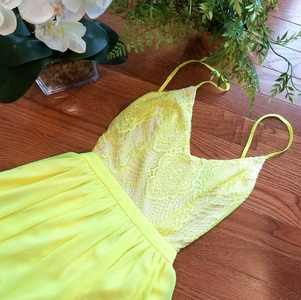 NWOT Backless Dress